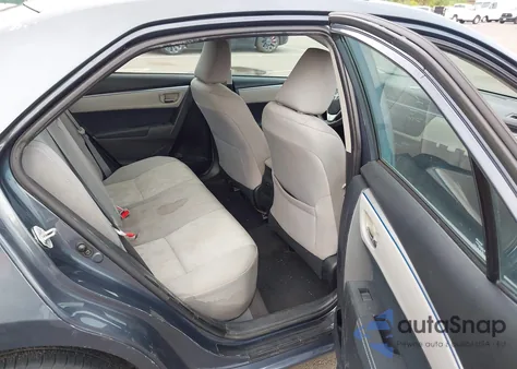 2016 Toyota Corolla Le z USA, uszkodzony, nr VIN 5YFBURHE9GP398570